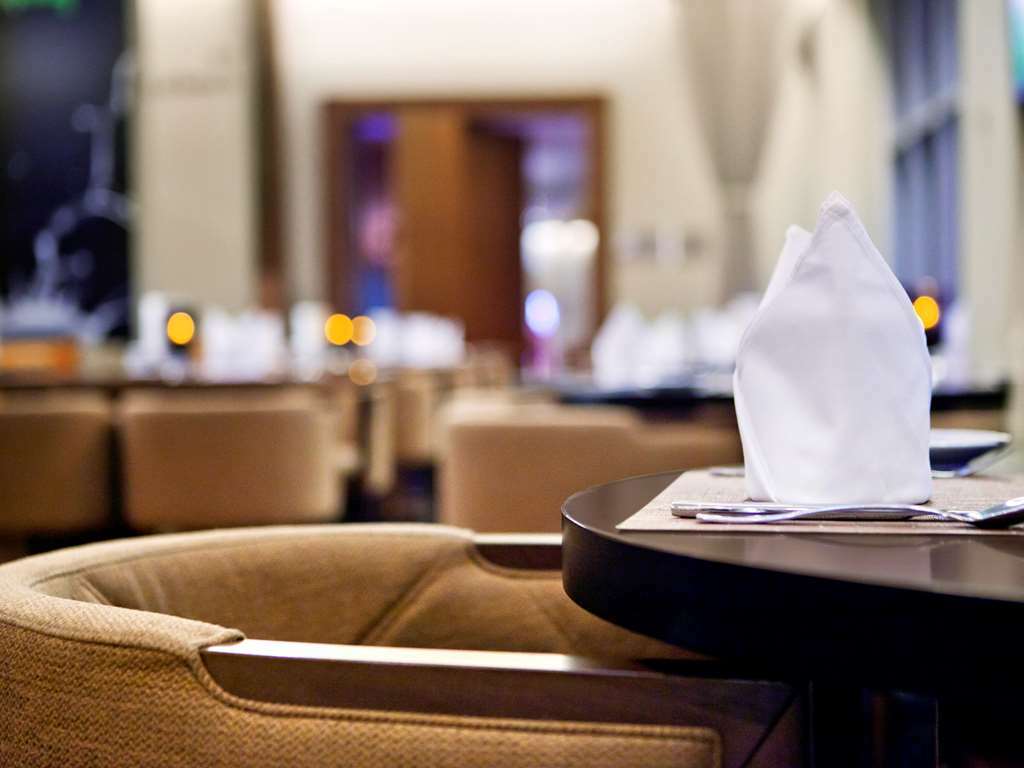 Novotel Suites Mall Avenue Dubai Restaurant foto
